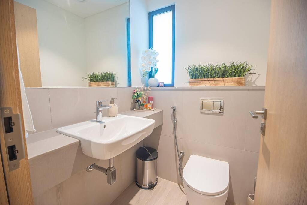Luxury 3 Bdr Villa By The Sea 54 Fujaira Esterno foto