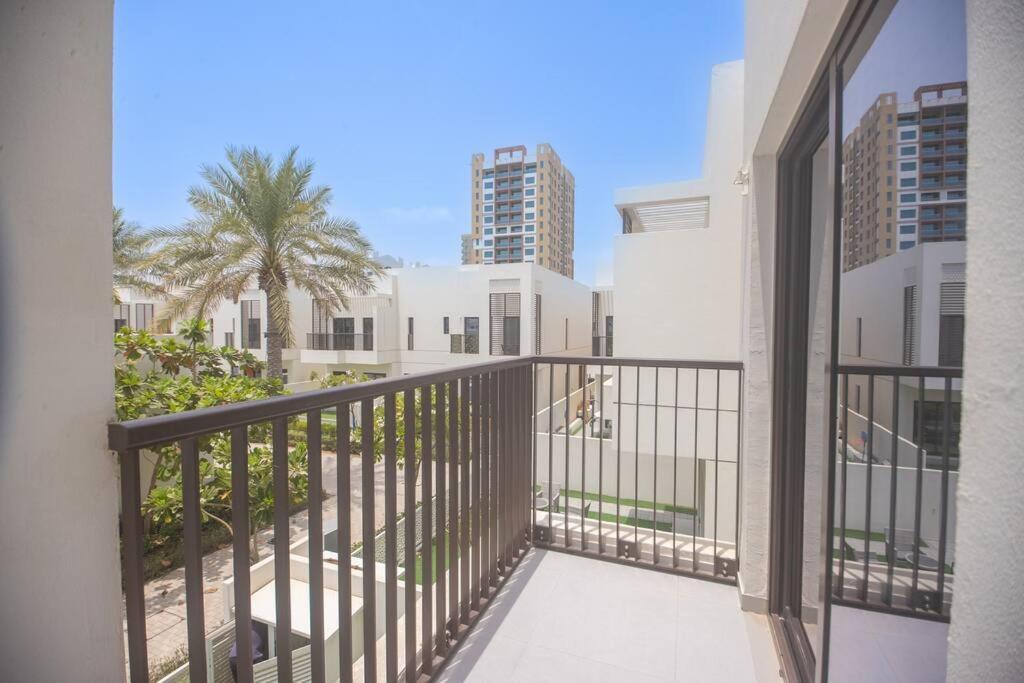Luxury 3 Bdr Villa By The Sea 54 Fujaira Esterno foto