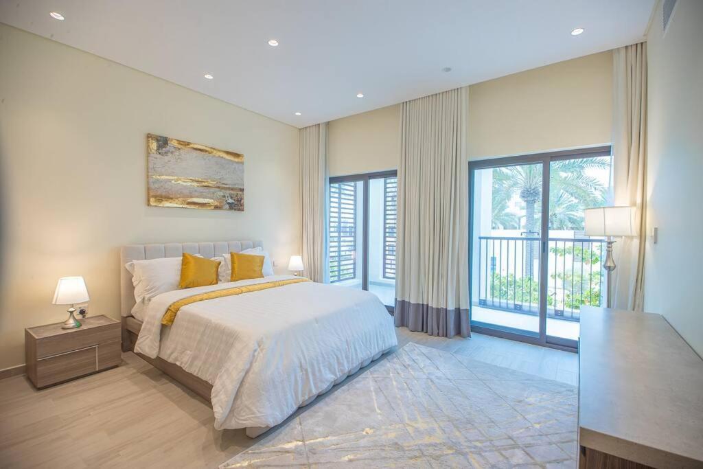 Luxury 3 Bdr Villa By The Sea 54 Fujaira Esterno foto